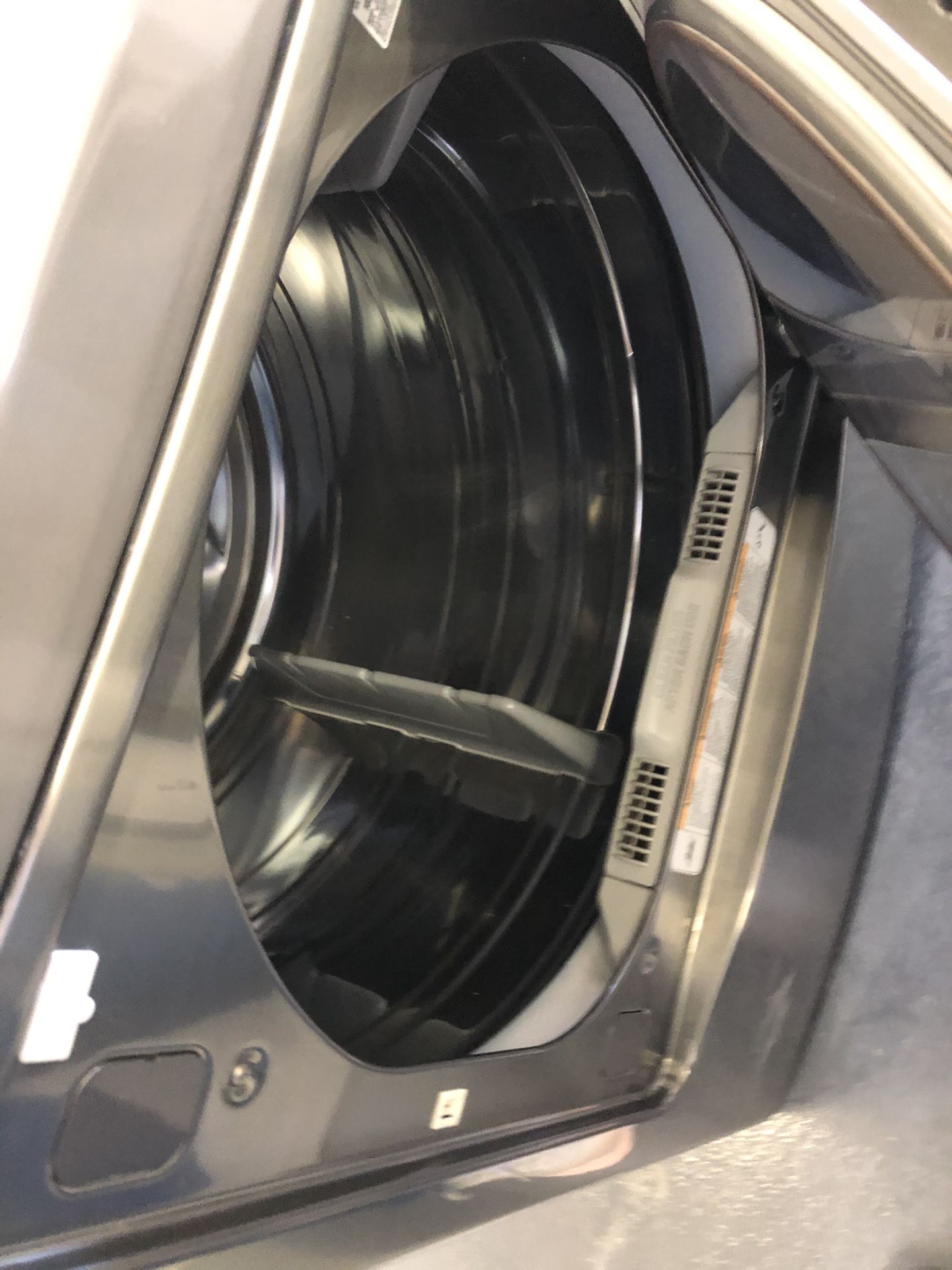 LG Gas Dryer With Steam