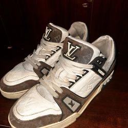 Louie Vuitton Sneakers (NEED GONE ASAP)