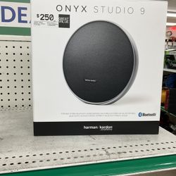 Onyx Speaker