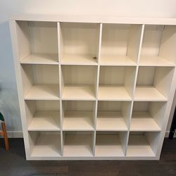 IKEA KALLAX 4x4 Cube Shelf / Bookcase - White 50$
