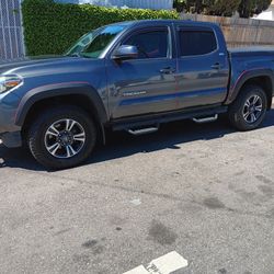 2017 Toyota Tacoma