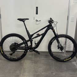 Canyon Spectral AL6 27.5 Size Large
