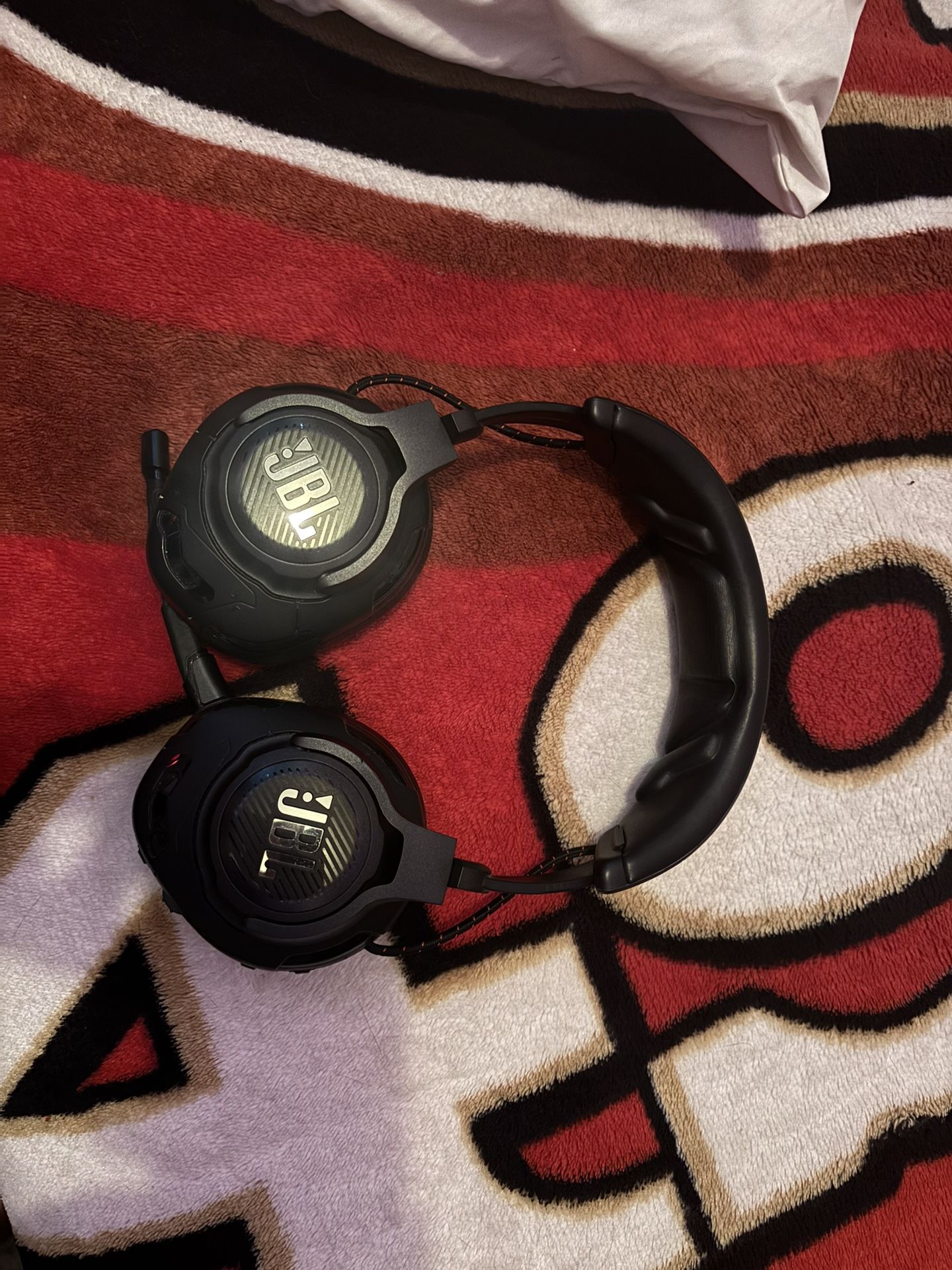 JBL Quantum ONE gaming headset