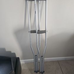 Crutches 