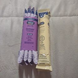 Enfamil Single-serve Packet's Purple One Is Gentlease & The Yellow One Is 0-12 Months