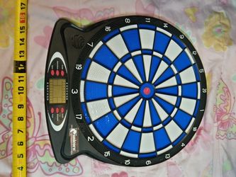 Electronic dart board
