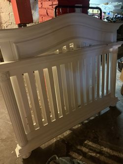 Large Crib