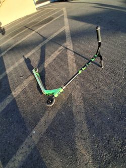 Colt scooter