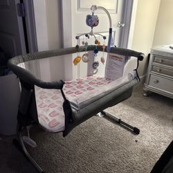 Baby Delight Bassinet Beside Sleeper