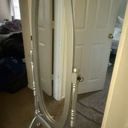 Mirror 