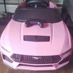 Pink Mustang kids Car w Remote Control 