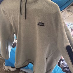 nike tech hoodie