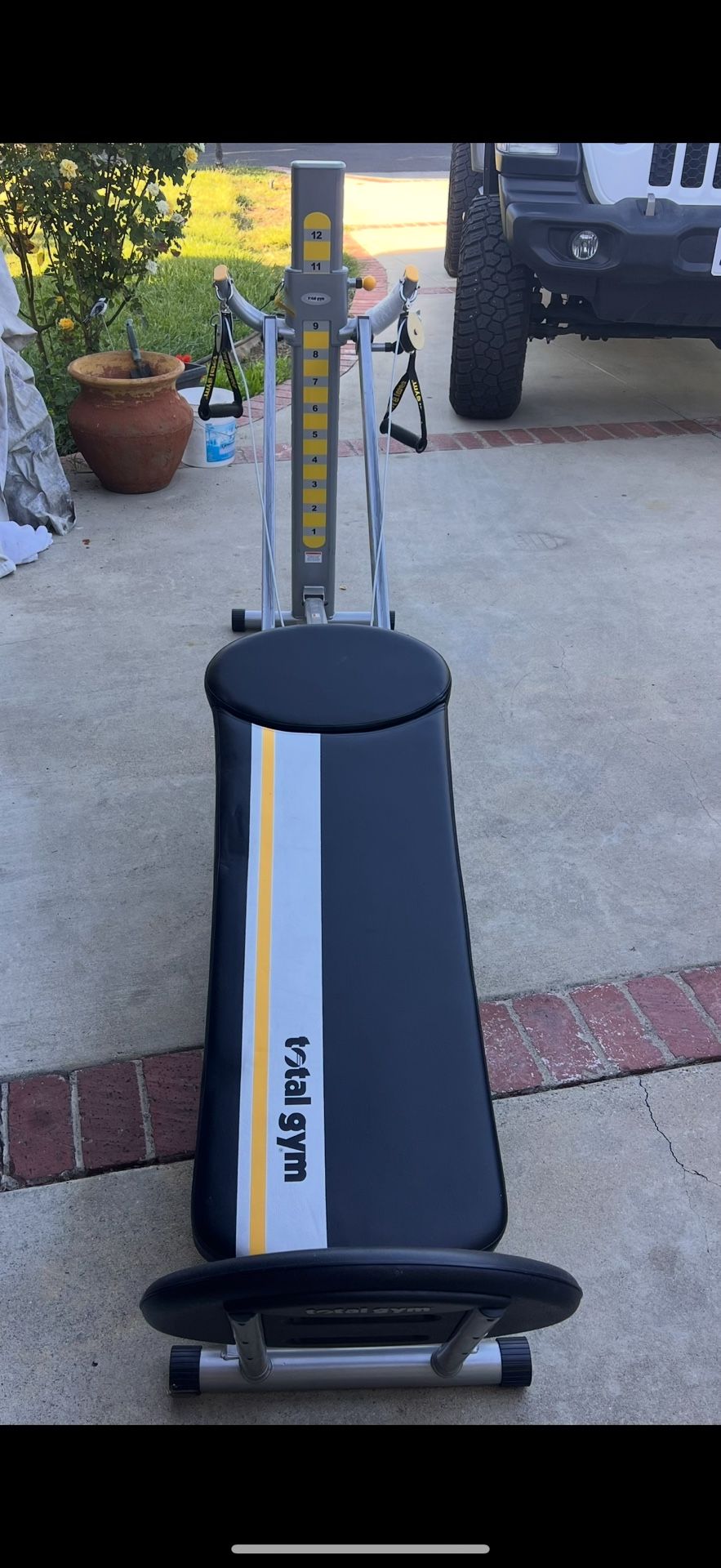 Total Gym Versatile Indoor Home Gym Workout Total Body Strength Training Fitness Equipment