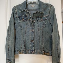 Max Studio denim jacket/brown suede code detail small in excellent condition 