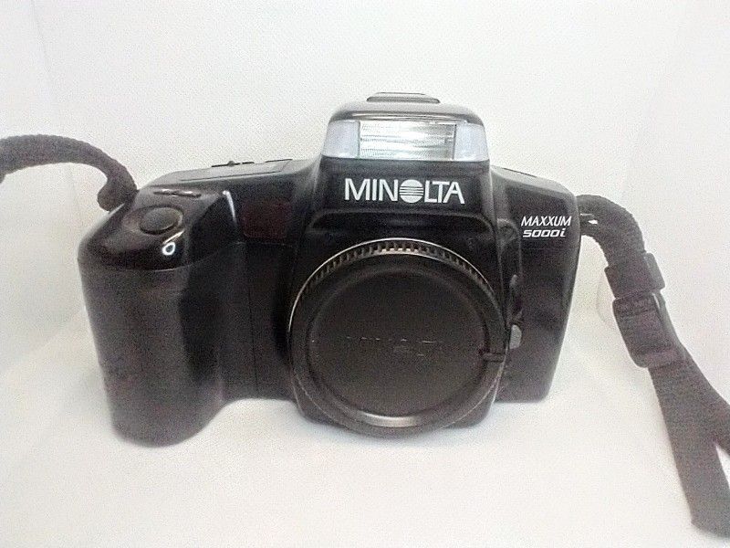 Minolta Maxxum 5000i