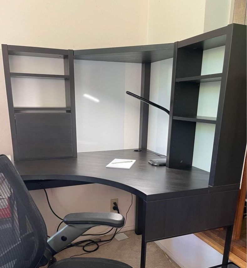 Ikea micke Kids Corner Desk