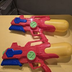 Water Guns 