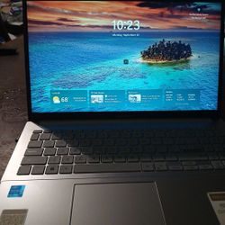 Meta Quest 3 And Laptop For Sale