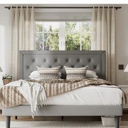 Queen Bed Frame Wirh Mattress 