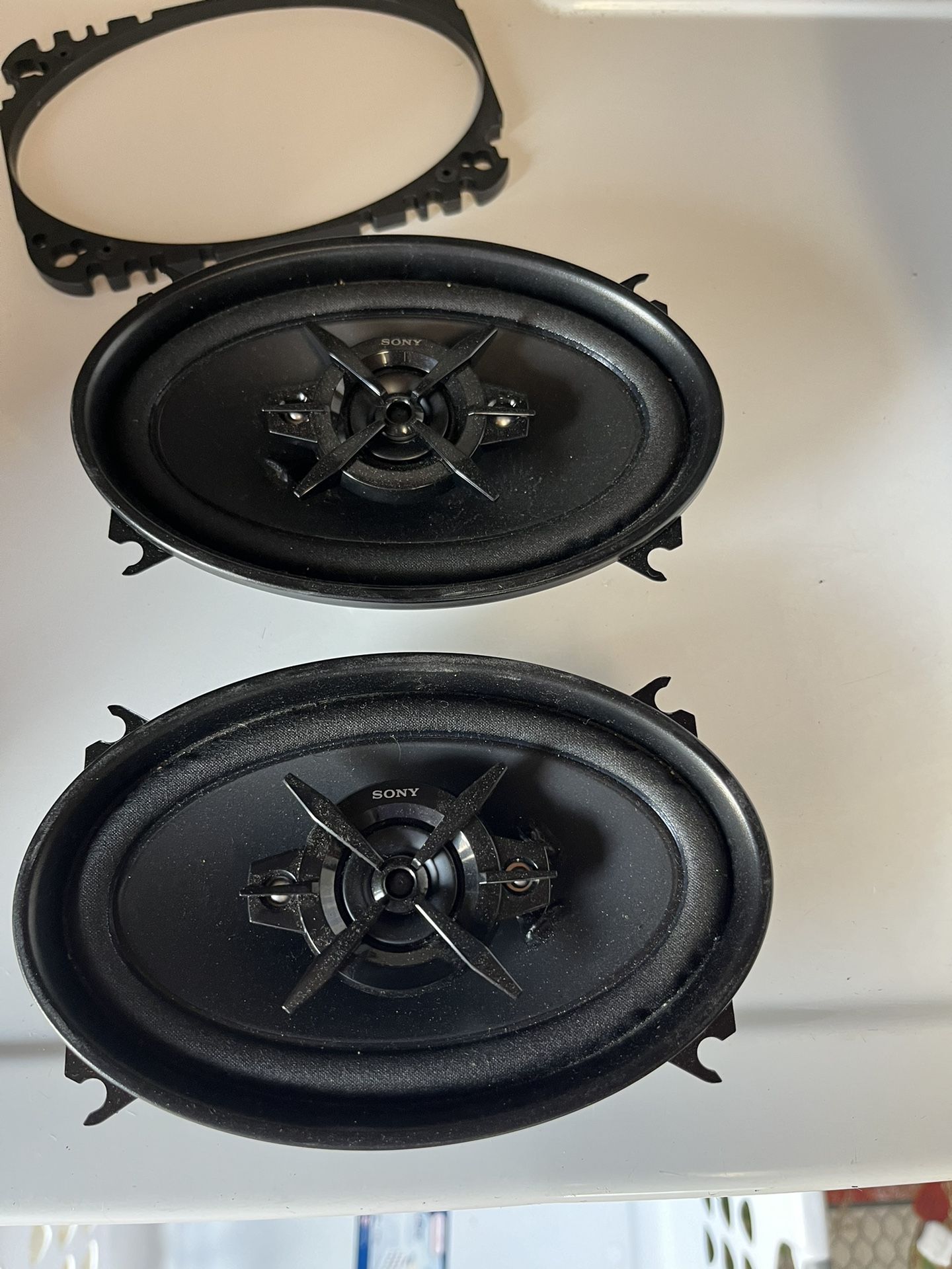 Brand New Sony 4x6 Speakers