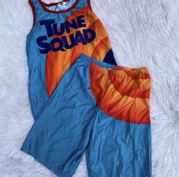 Men’s looney toons costume