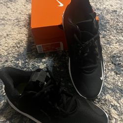 Boys Nike KD Trey 5 VII (GS)-  Sz 6Y