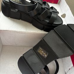 Sandals 👡