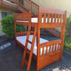 Night & Day Cinnamon Single/Double Bunk Bed in Cherry Includes 2 Mattresses.