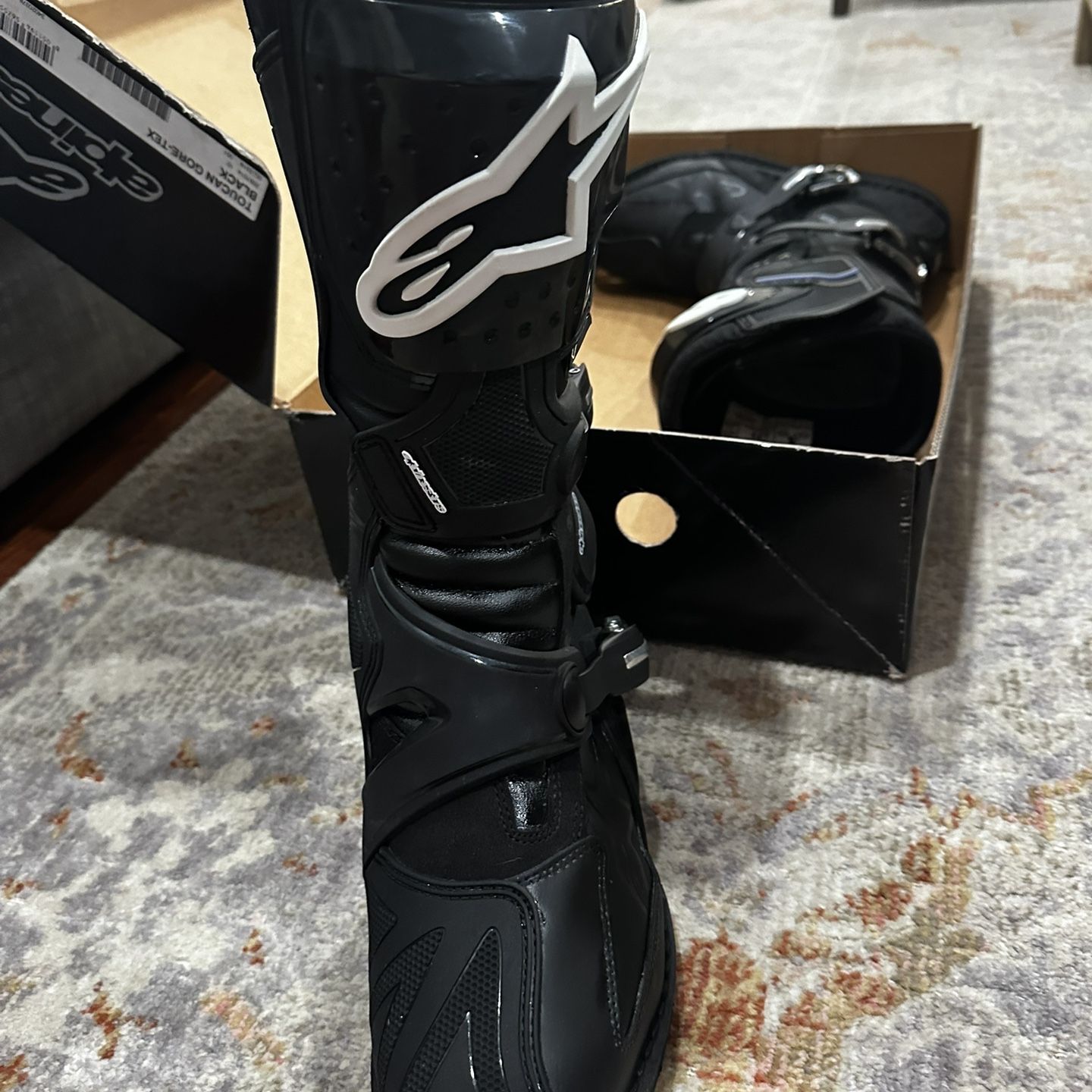 Brand new Alpine Stars Motorcycle Boots Size 10.5