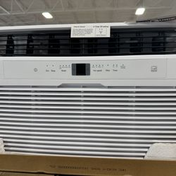 450 sq Ft 10k BTU’s Frigidaire Air conditioner  $550