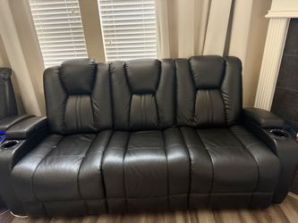 3-Piece Rooms To Go Power Reclining Living Room Set