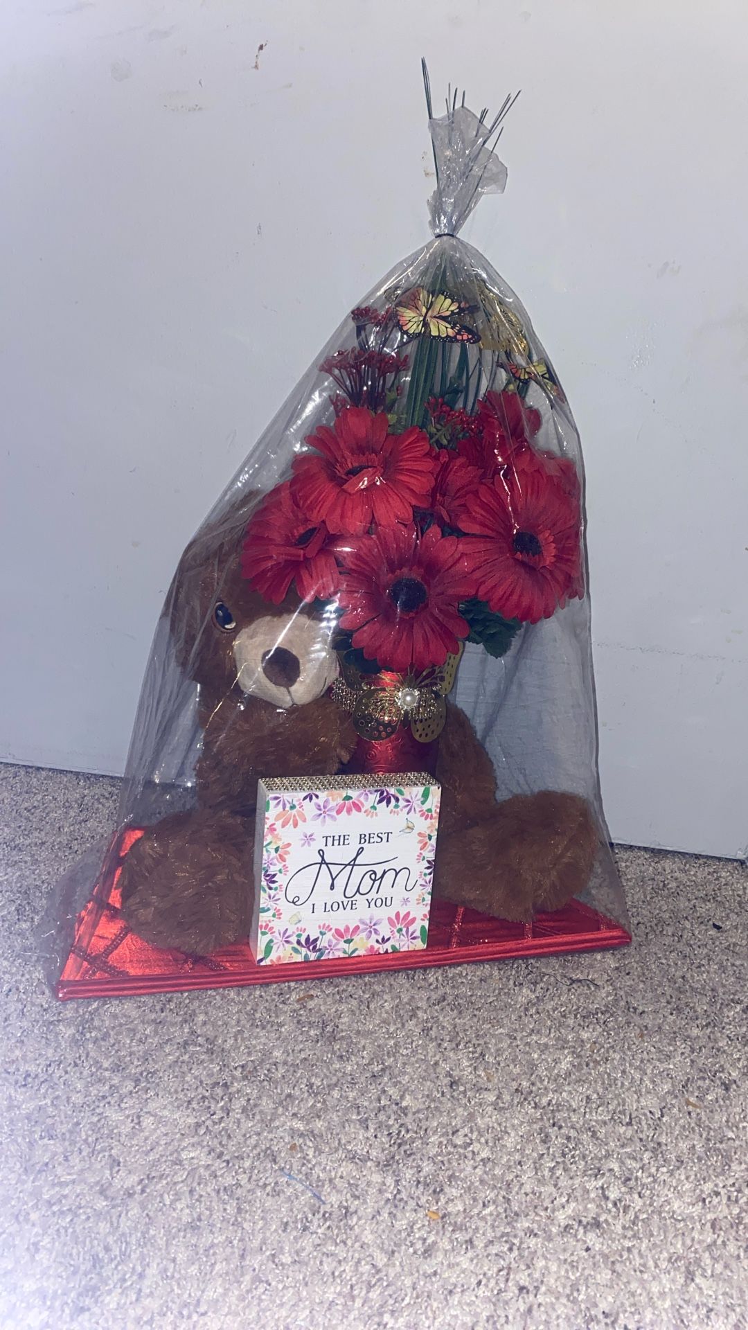 Mothers Day Gift Artificial Flowers With Bear
