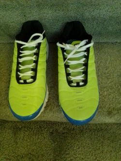 NIKE AIR MAX PLUS NEON SIZE (13)