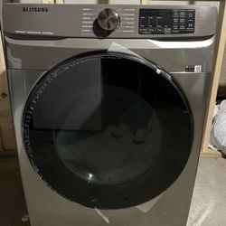 Brand New Smart Samsung Dryer + Dryer Duct.