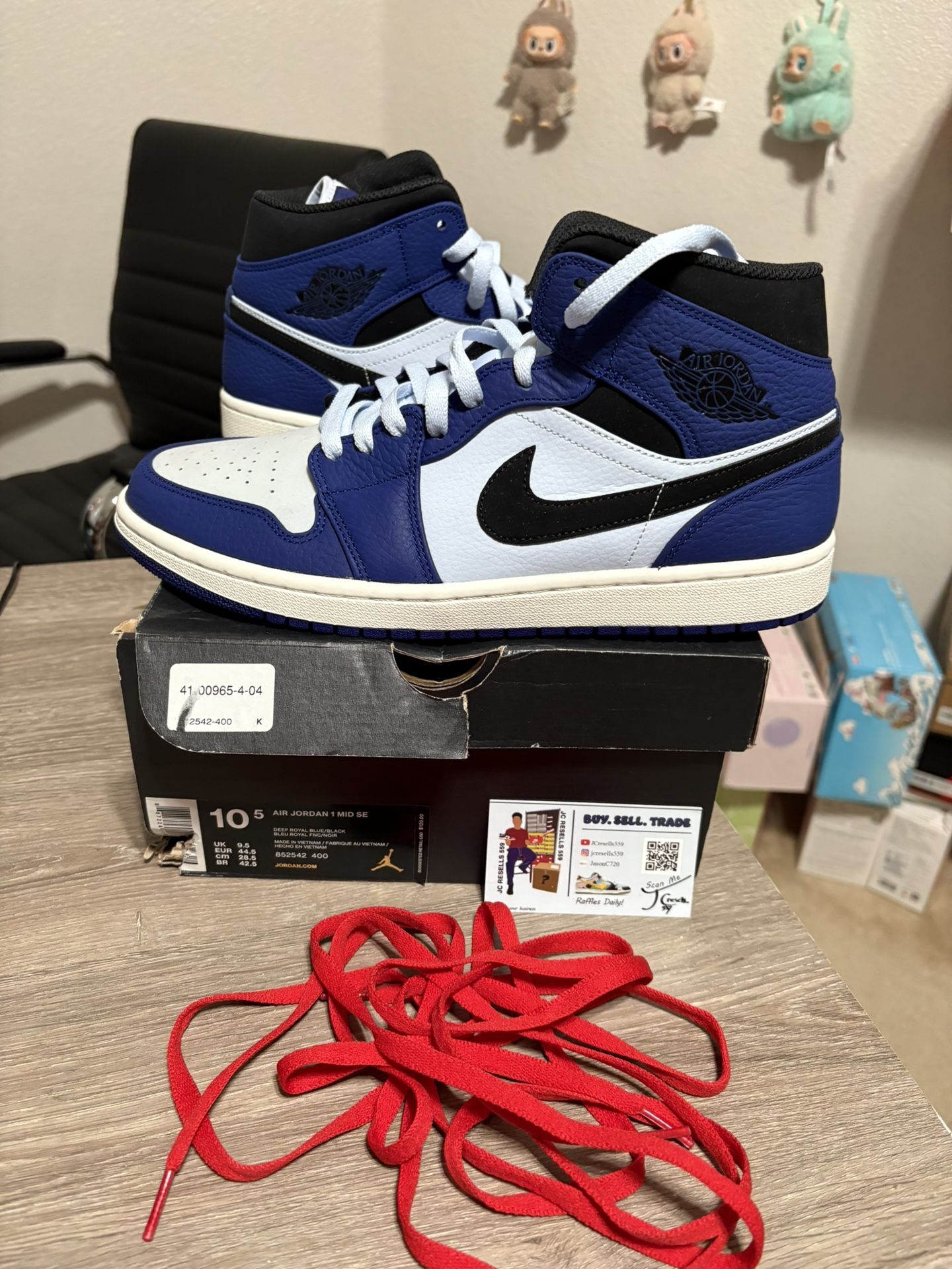 Size 10.5 - Nike Air Jordan 1 Retro Mid SE Deep Royal Blue Men's