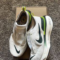 Nike Invisible 3s Size 11