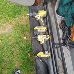 DeWalt Drills Battery Included 195