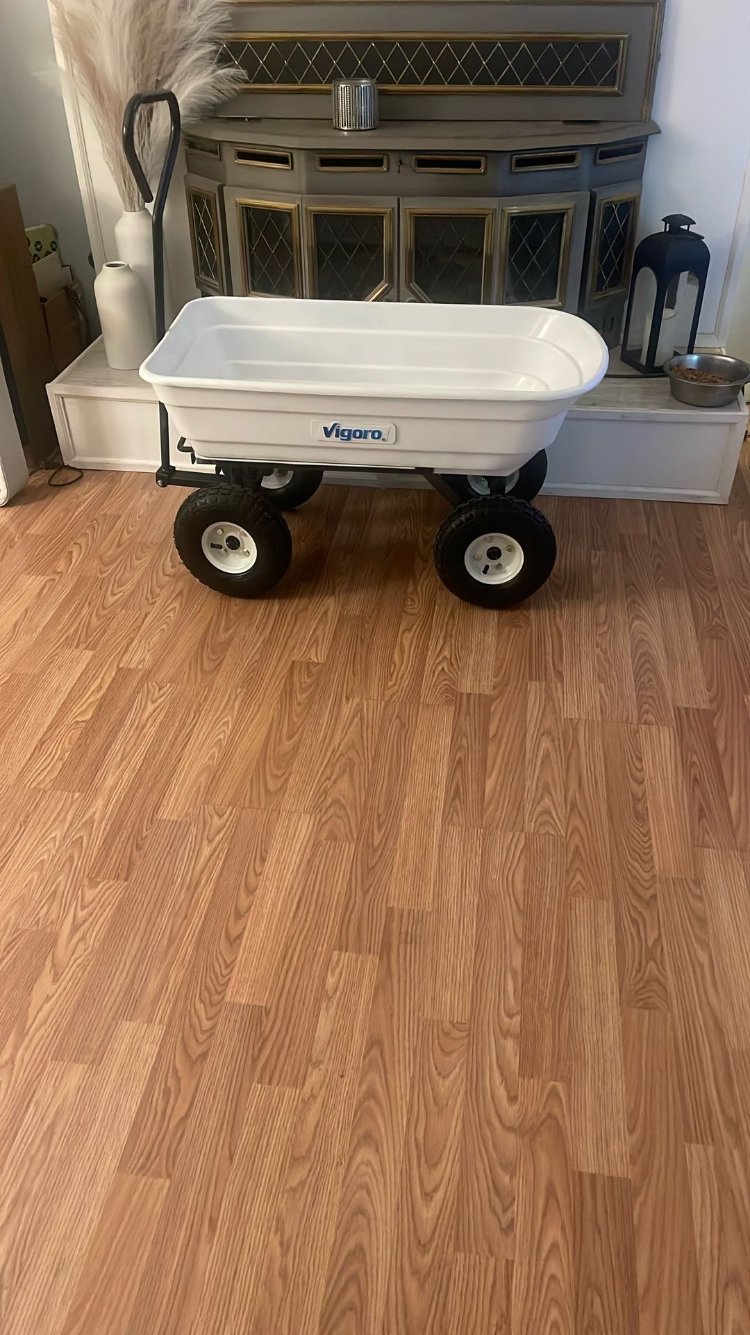 Vigoro. Wagon. 19 1/2 By 35 1/2 Long Heavy Duty Can Carry Up To 300 Lb