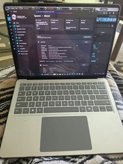 Microsoft Surface Laptop 7th Gen 13.8 Touch Snapdragon x 2036 16GB RAM 256 SSD