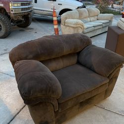 oversized sofa chair 