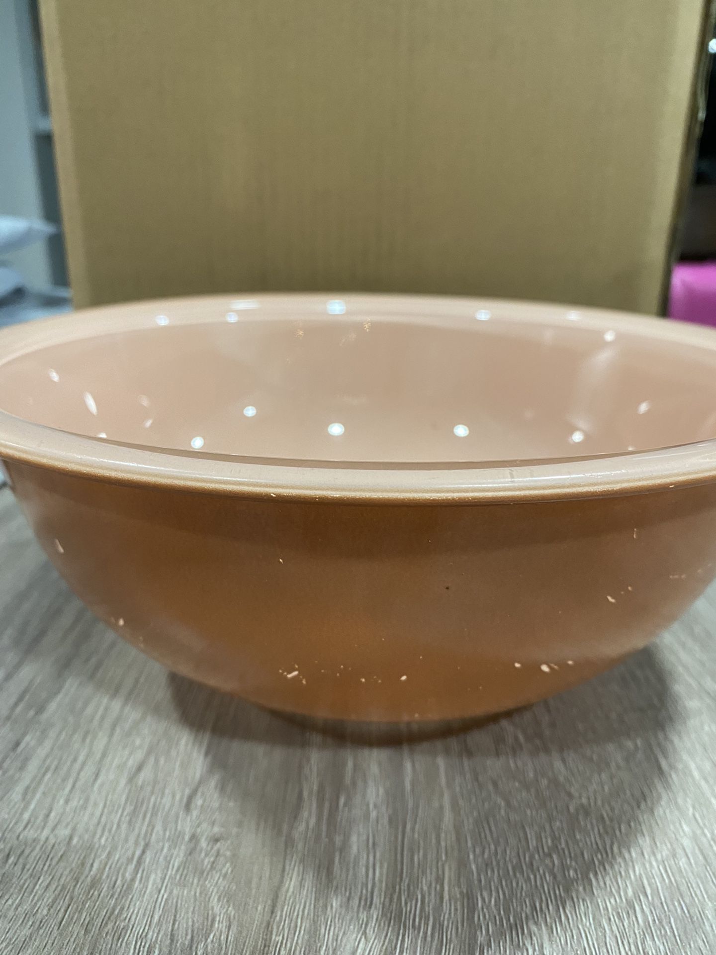 Vintage Pyrex 325 Pink Peach Color ? Clear  2.5L Nesting Mixing Bowl 10” Diameter