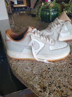 Nike Air Force 1, mens size 9.5