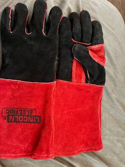 Welding gloves