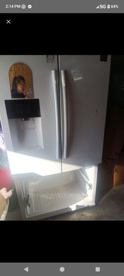 Good condition fridge & working Samsung