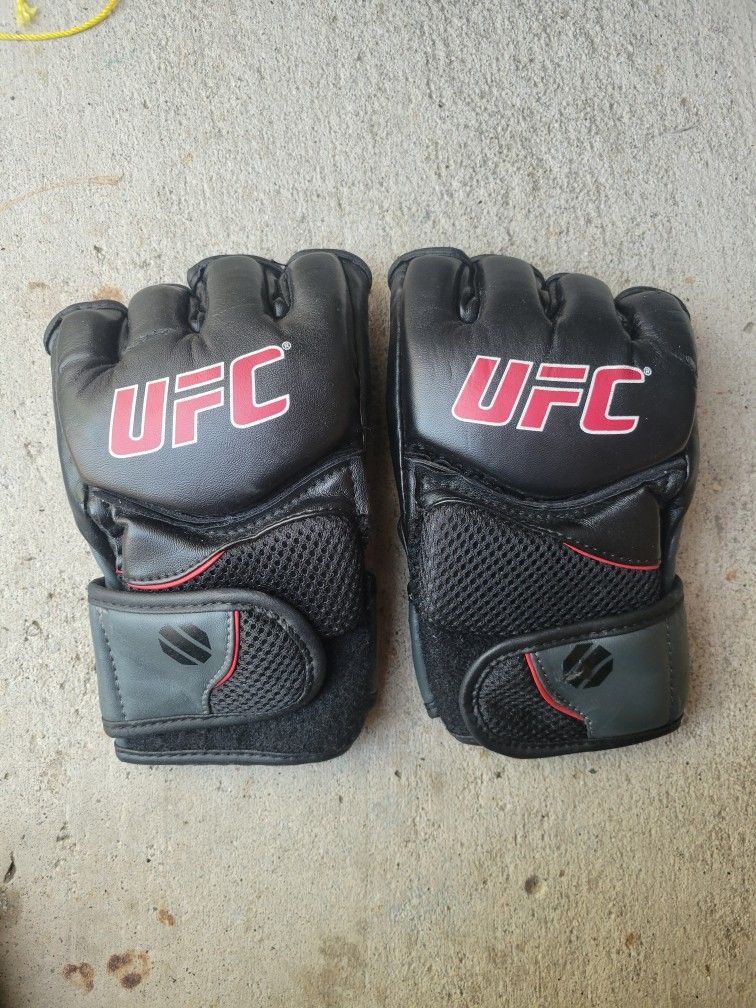 UFC Gloves