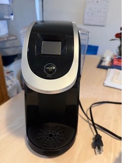 Keurig 2.0 Coffee Maker + 30+ K-Cups – $35