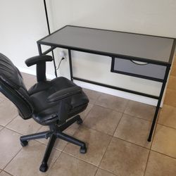Office Desk And Chair 