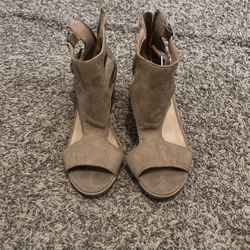 Women’s Wedges 