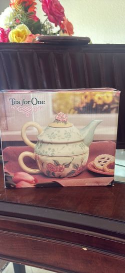 Tea pot