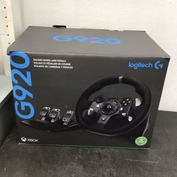Logitech G920 Driving Force Racing Wheel